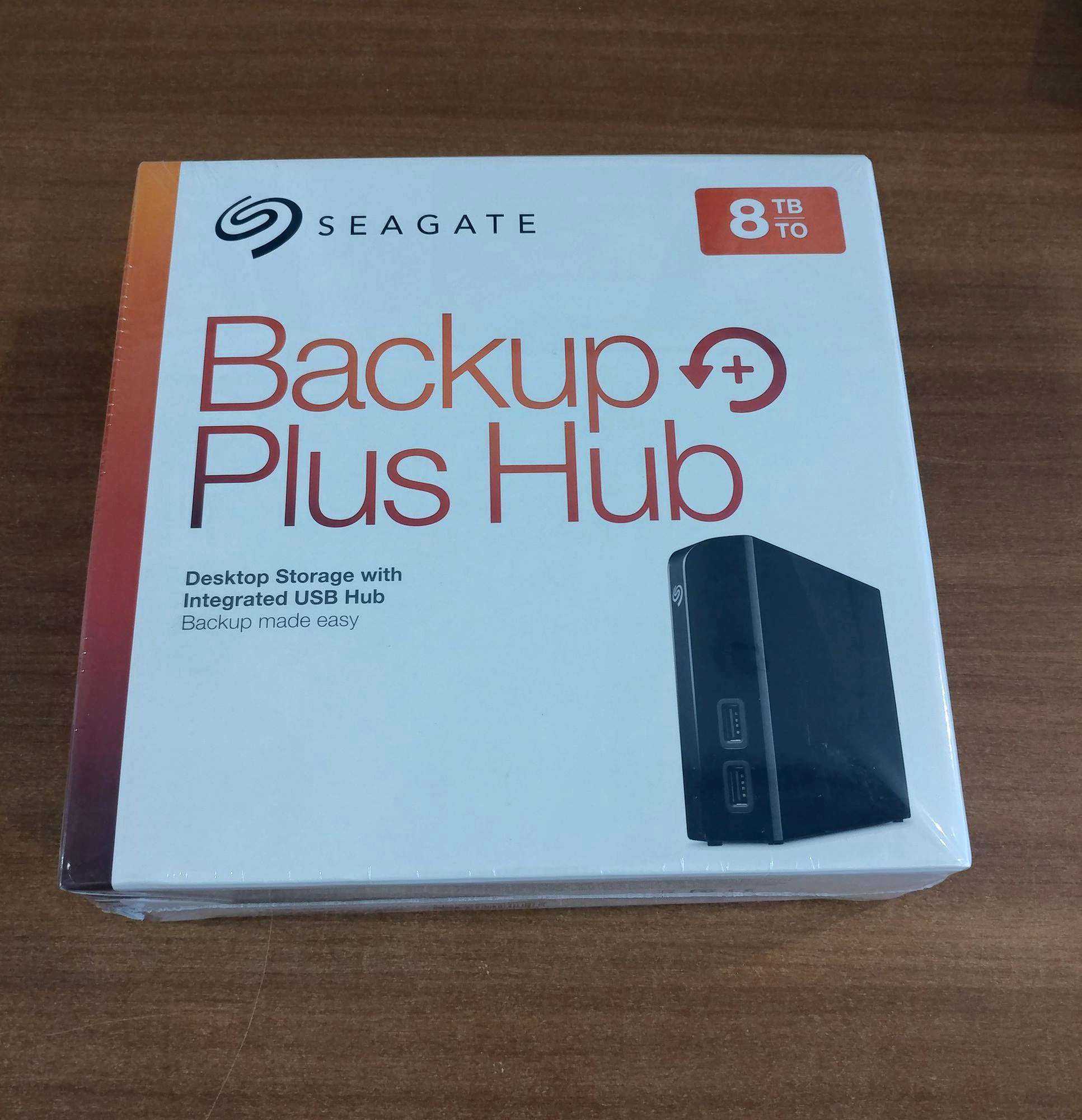 Seagate Backup Plus Hub STEL4000200 - короткий но максимально информативный обзор Для большего удобства добавлены характеристики отзывы и видео