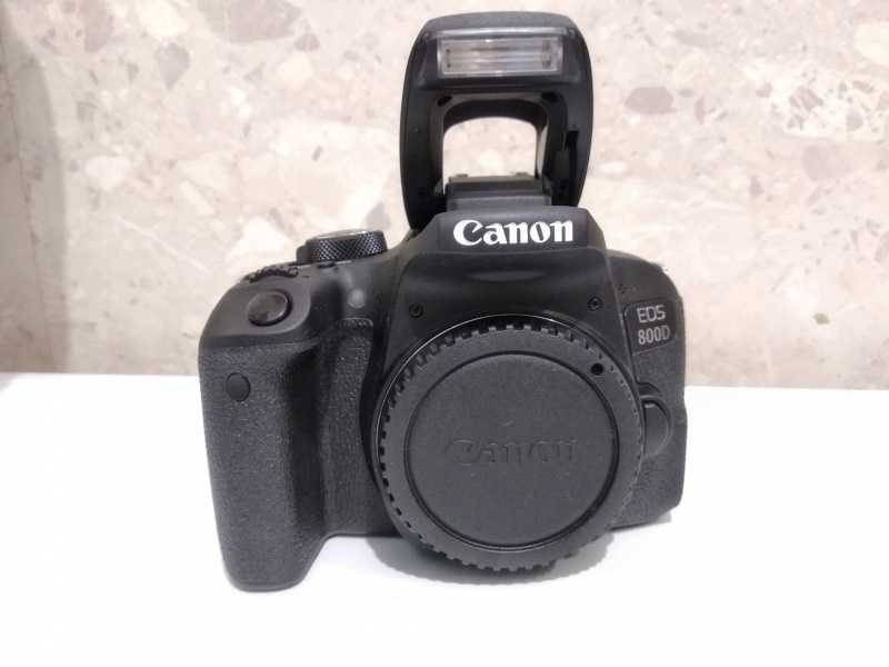 Canon eos 800d kit