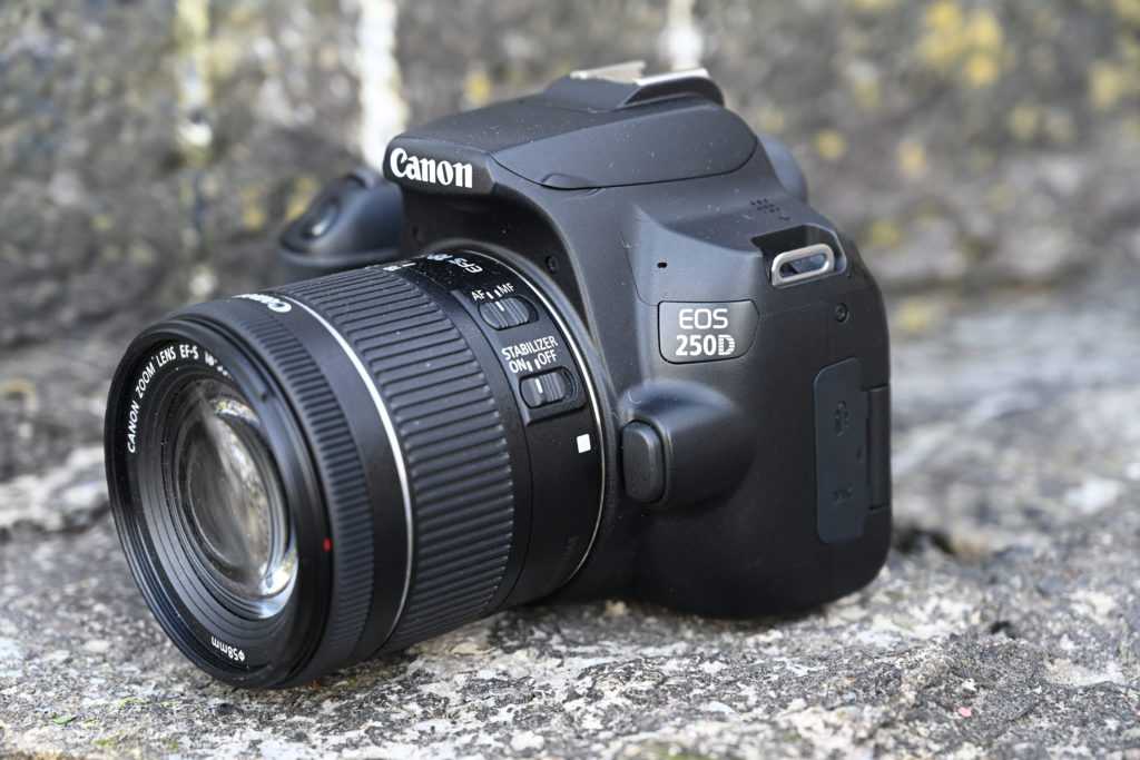 Canon EOS 250D Kit - короткий но максимально информативный обзор Для большего удобства добавлены характеристики отзывы и видео