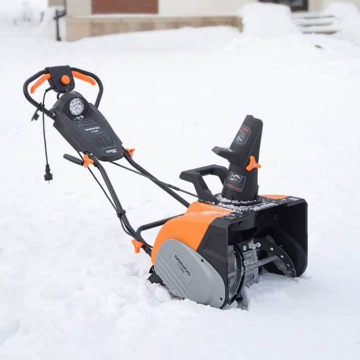 и daewoo: характеристики снегоуборочных машин power .