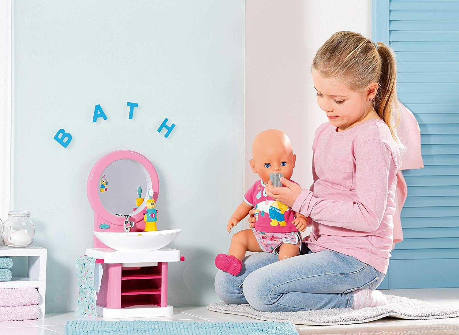 Бэби борн: плюсы и минусы интерактивной куклы, новые модели игрушки, подделки и аналоги пупсов