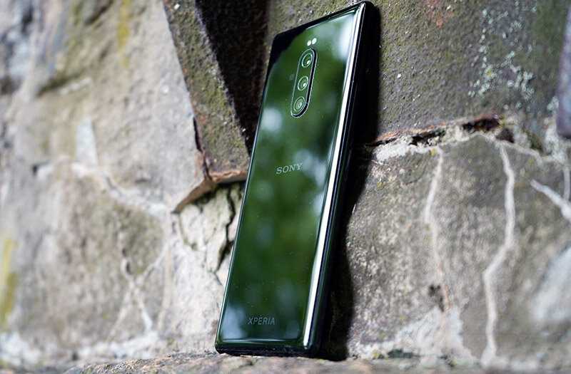 Обзор смартфона sony xperia 1: длинный, но тонкий / смартфоны