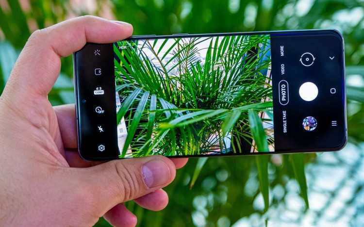 Samsung Galaxy S20 - короткий но максимально информативный обзор Для большего удобства добавлены характеристики отзывы и видео