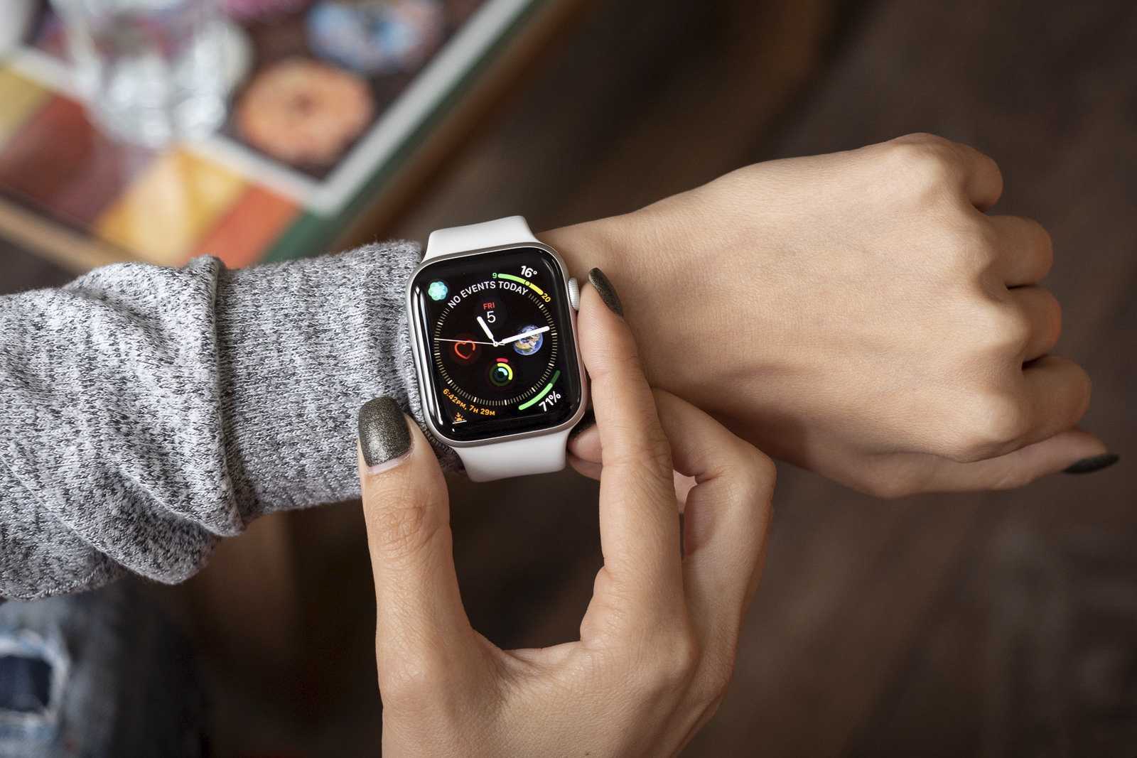 Сравнение apple watch series 6 и apple watch series 5: стоить ли обновляться? | новости apple. все о mac, iphone, ipad, ios, macos и apple tv