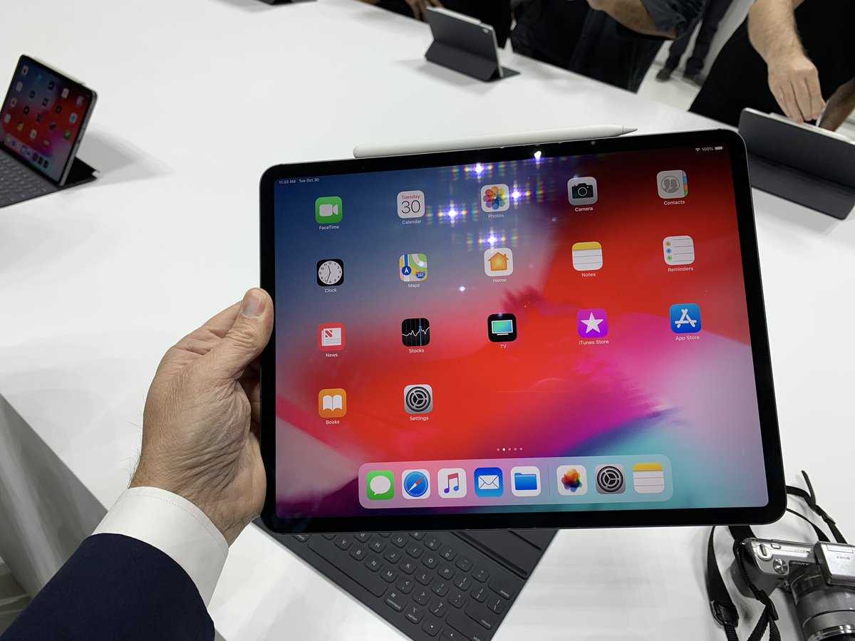 Apple iPad Pro 11 - короткий но максимально информативный обзор Для большего удобства добавлены характеристики отзывы и видео